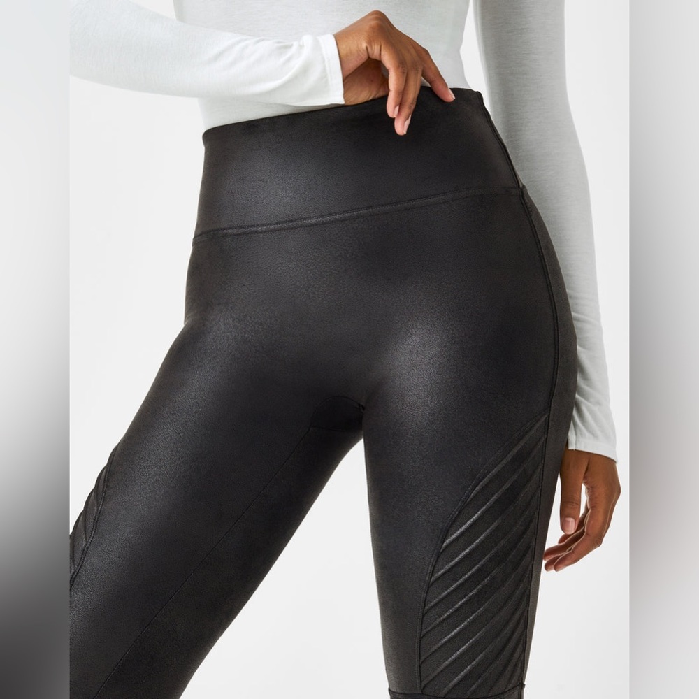 Spanx | Faux Leather Ankle Leggings | Lightly Worn | Size Large Fits Small